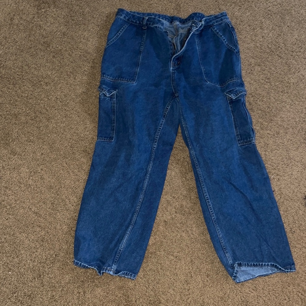 baggy cargos